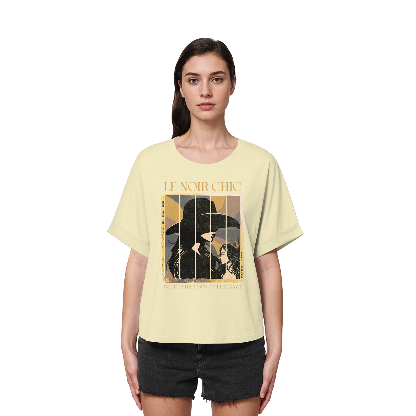 Le Noir Chic / Women's Rolled Sleeves T-Shirt